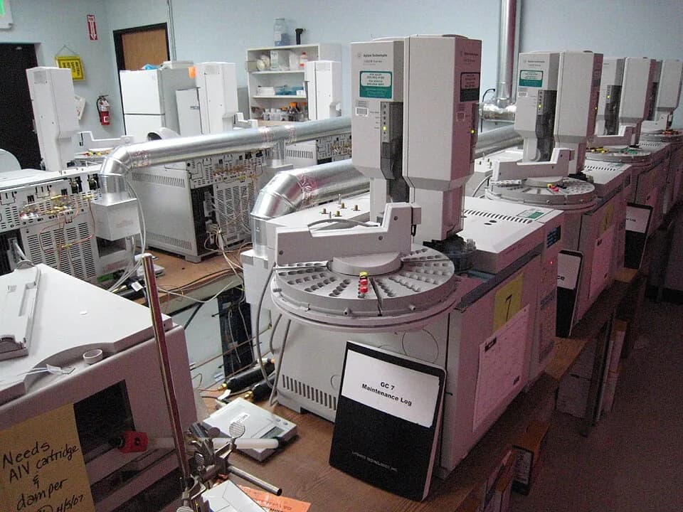 Laboratoire de chromatographie en phase gazeuse - recherche en phytochimie